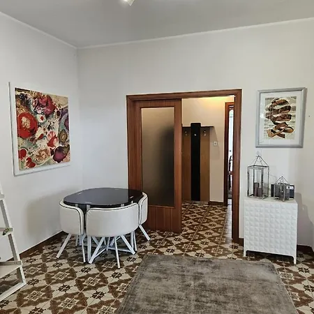 Avucat Hotel